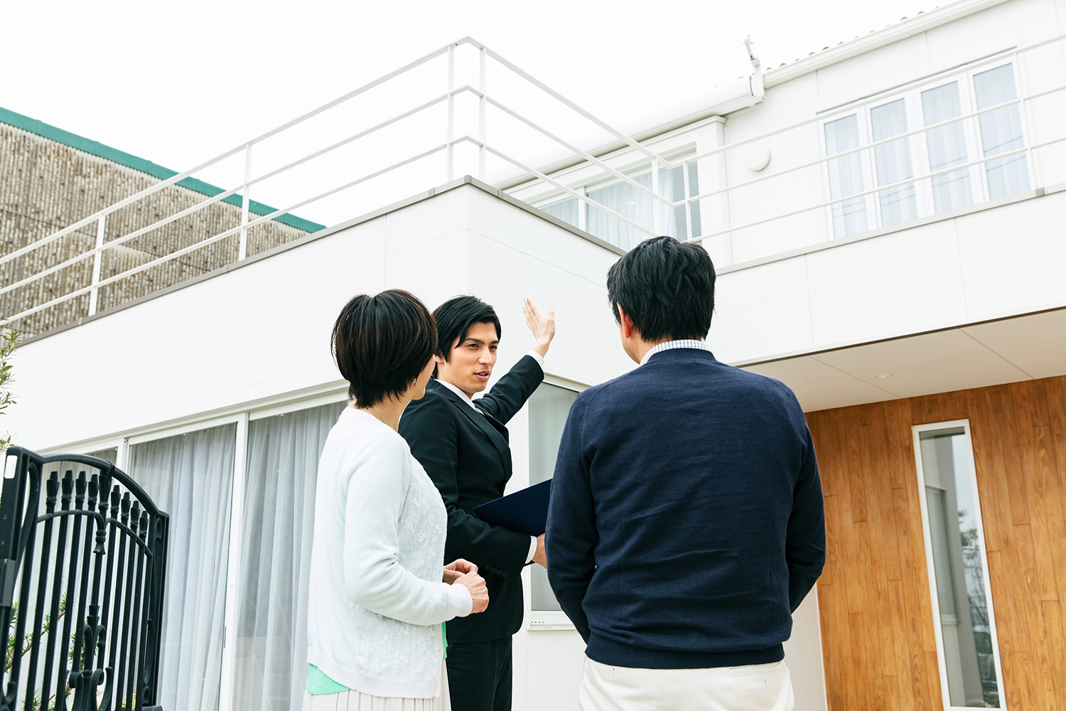 空き家を相続・住んでいるまま住宅を売却したい等の要望もOK! 空き家を相続・住んでいるまま住宅を売却したい等の要望もOK!